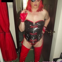 MISTRESS WITH PIGGY SLAVE