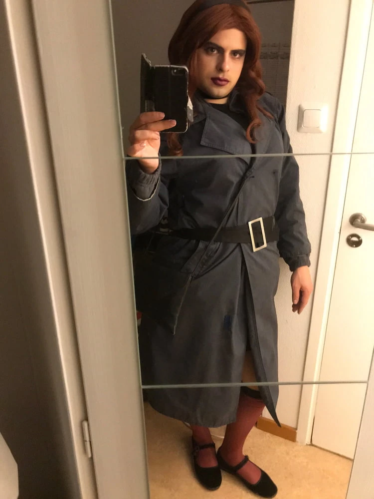 AmandaLeFey goes out to party #48