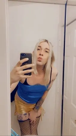 blue and yellow slut         