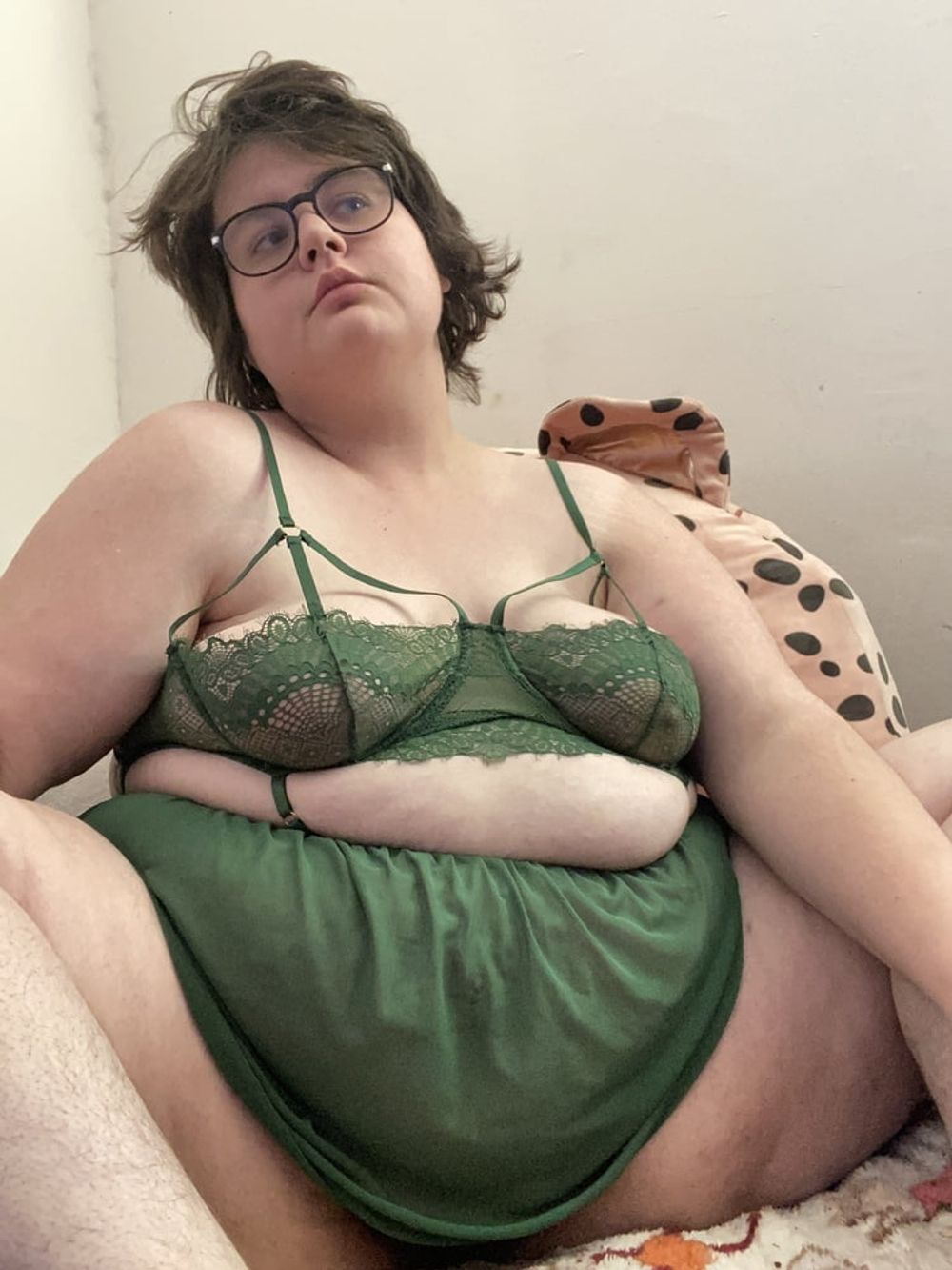 BBW in lingerie fingerfucks self  #8