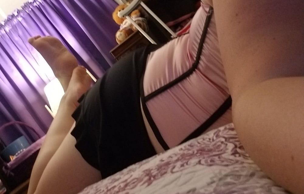 Pink corset & skirt picked out by a sweet girlfriend 
