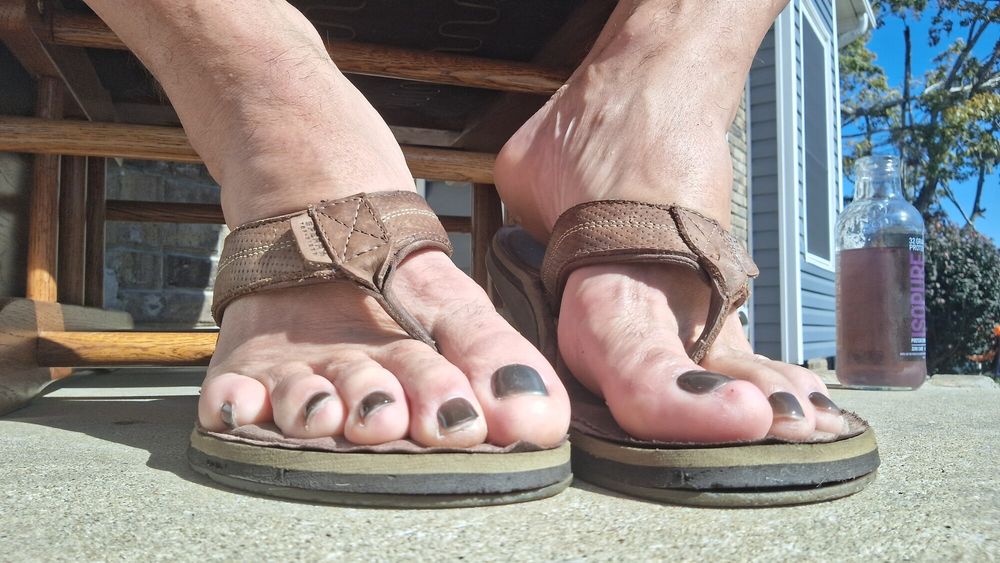 My feet and Pedicured toes #11