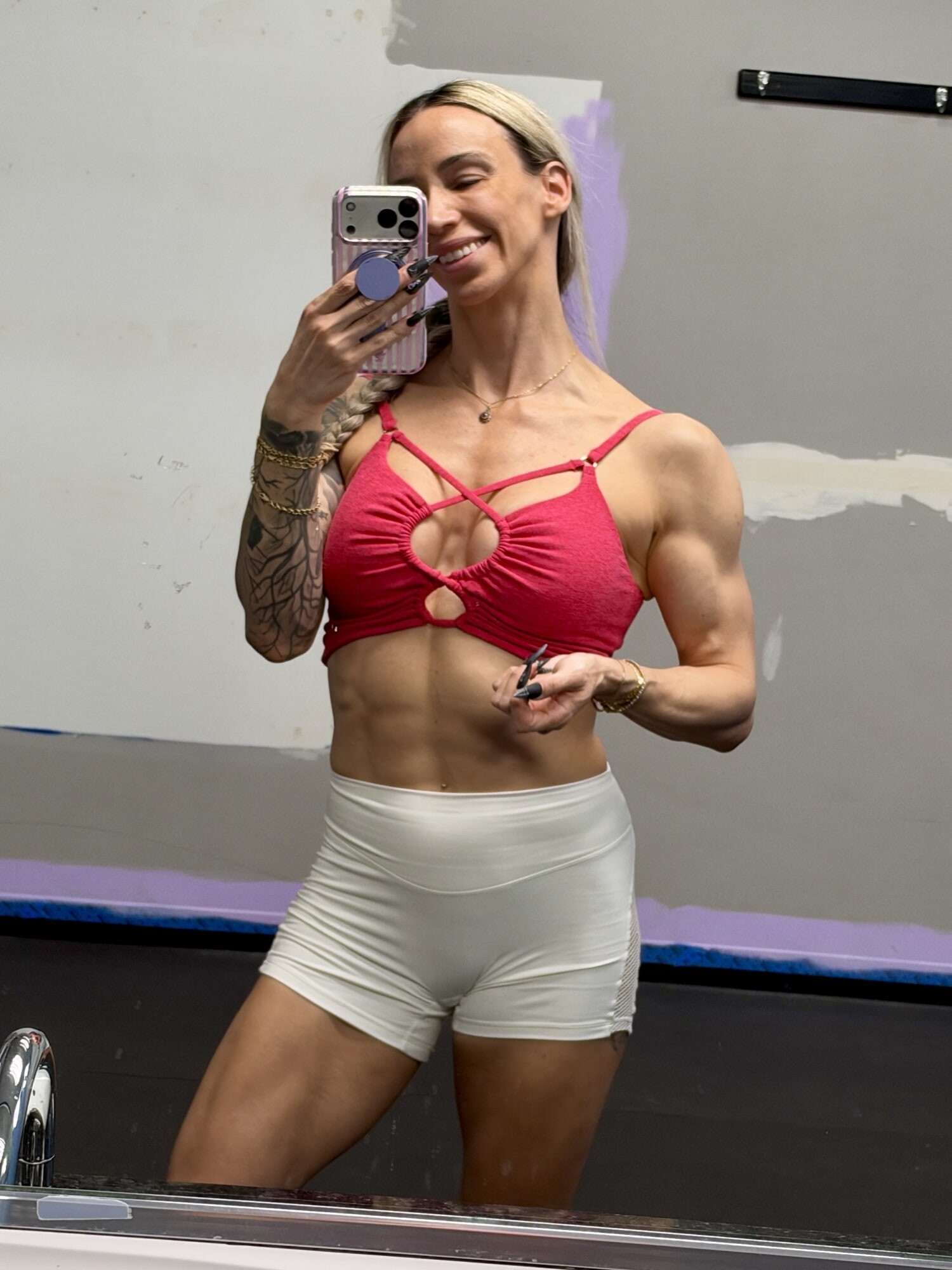 What's better... the smile or the shoulders?