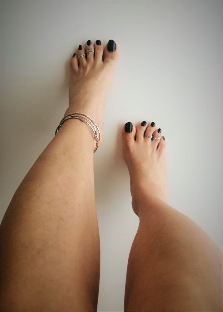 Sexy feet & Black nails #10