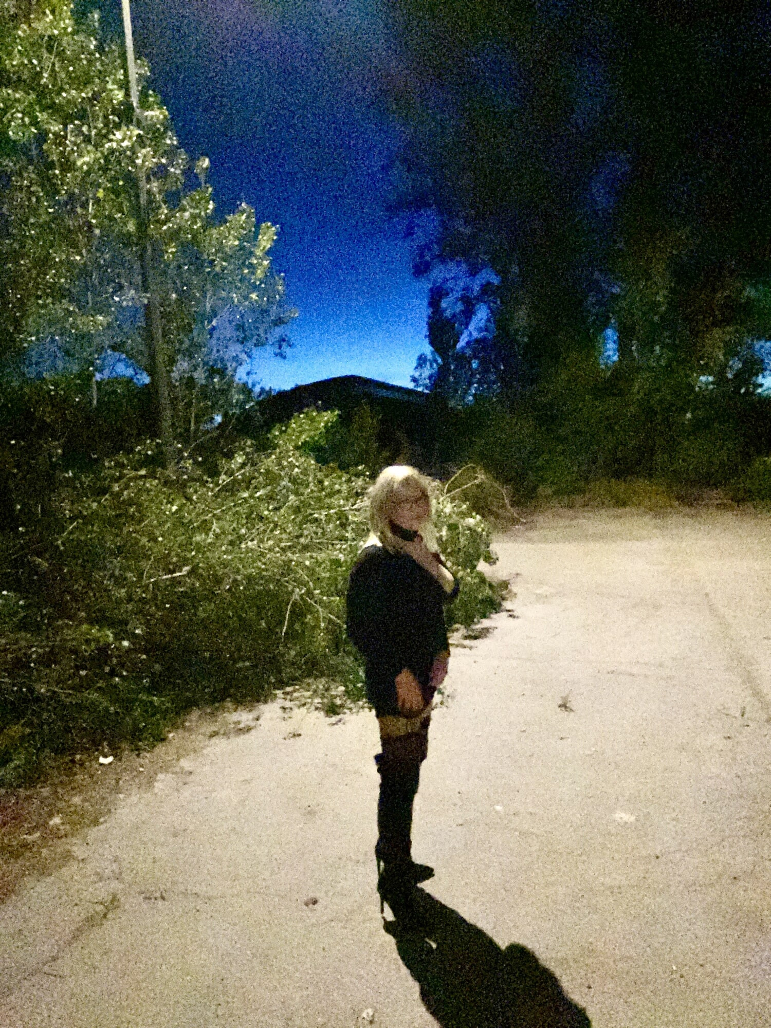 Sandra s’exhibe en pute  #3