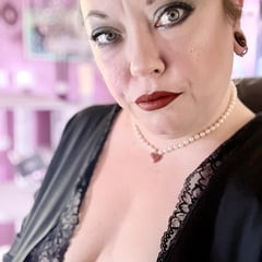 Tina Snua Selfies #57