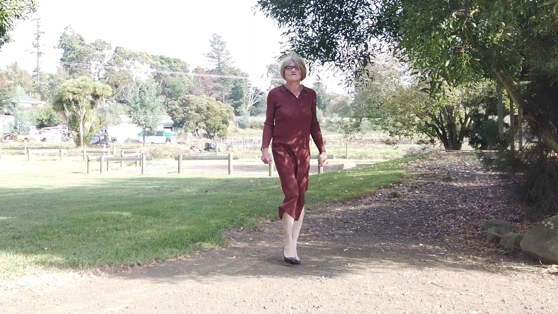 Crossdress Roadtrip - Country Town Park Walks
