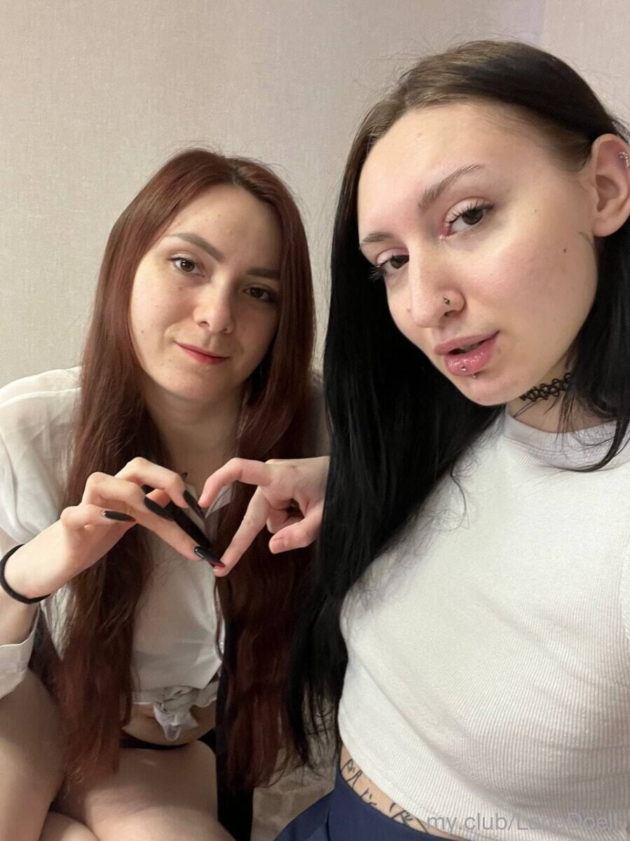 Hild ​​and ​​Blair Free Photos #16