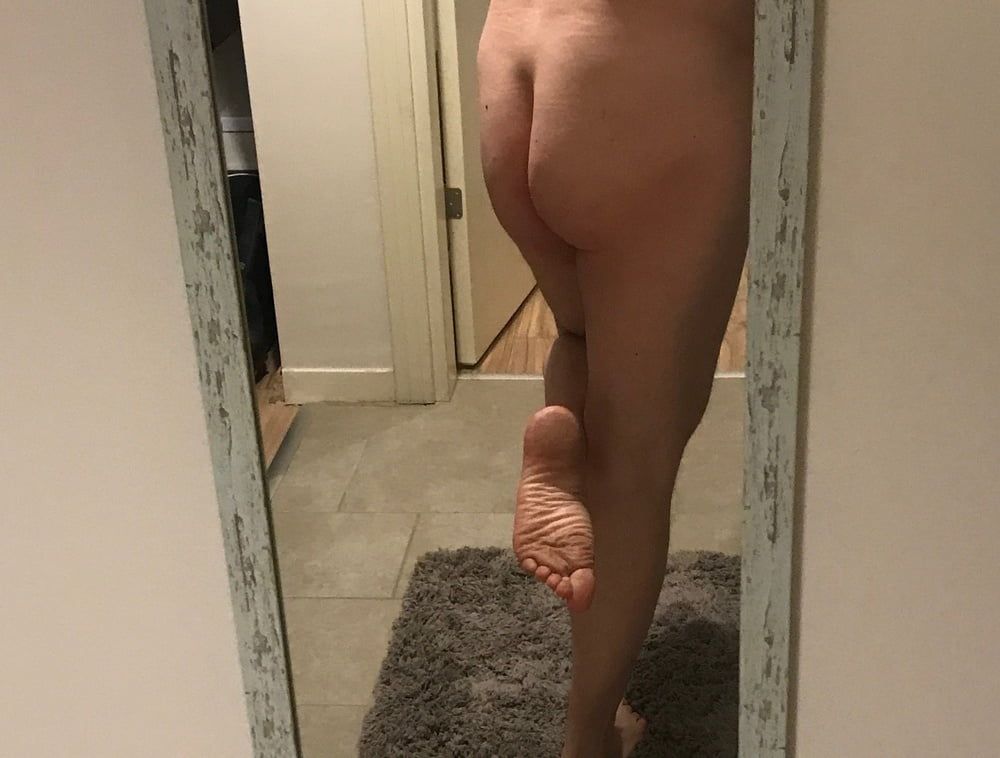 My nude selfies and bend over ass