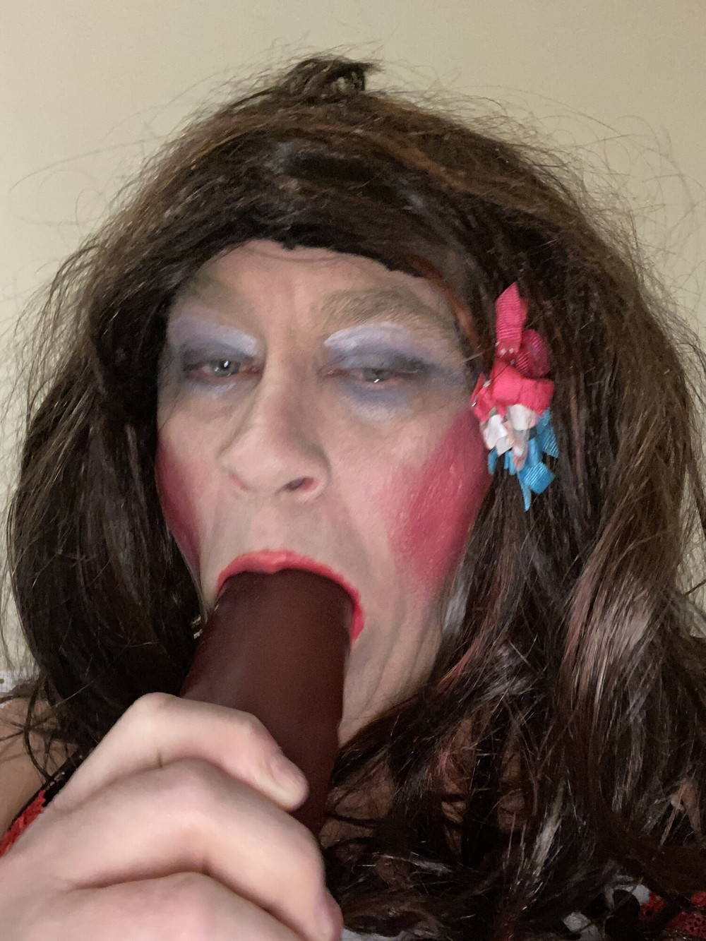 sissy piggy valentines day dressup #9