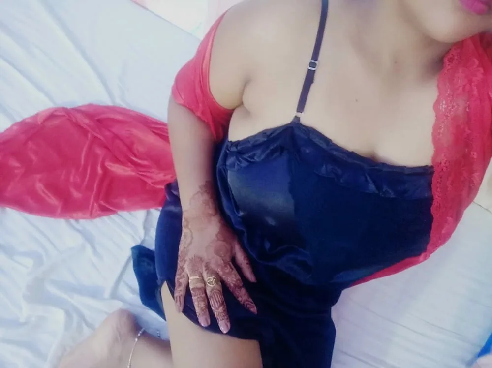 Hot sexy desi girl In India