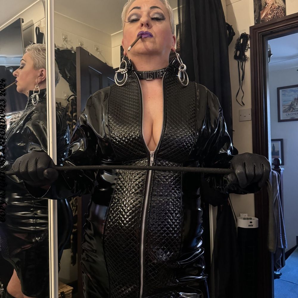 SHIRLEY MISS DOMINATRIX #26