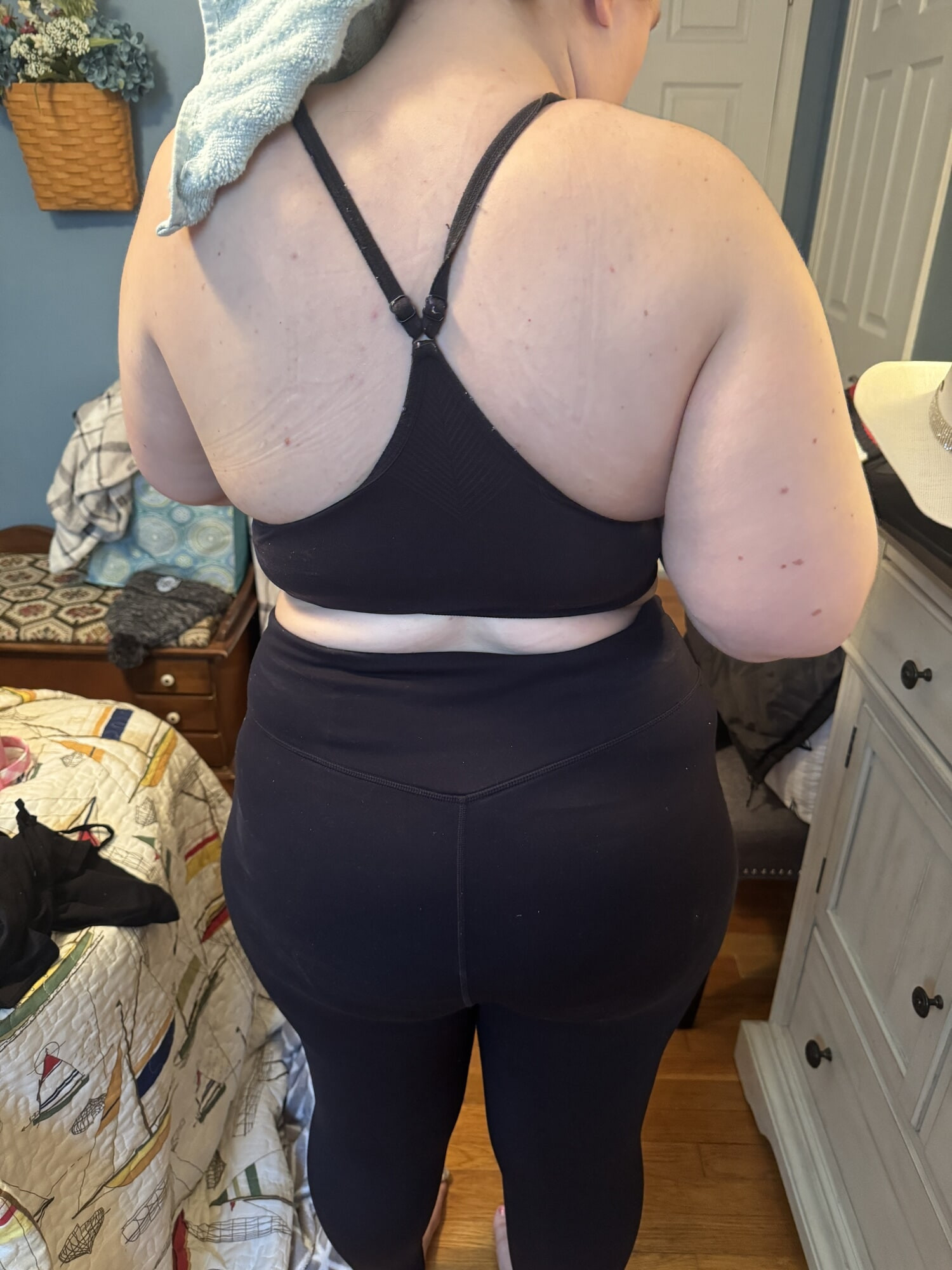 Wife showing off her ass