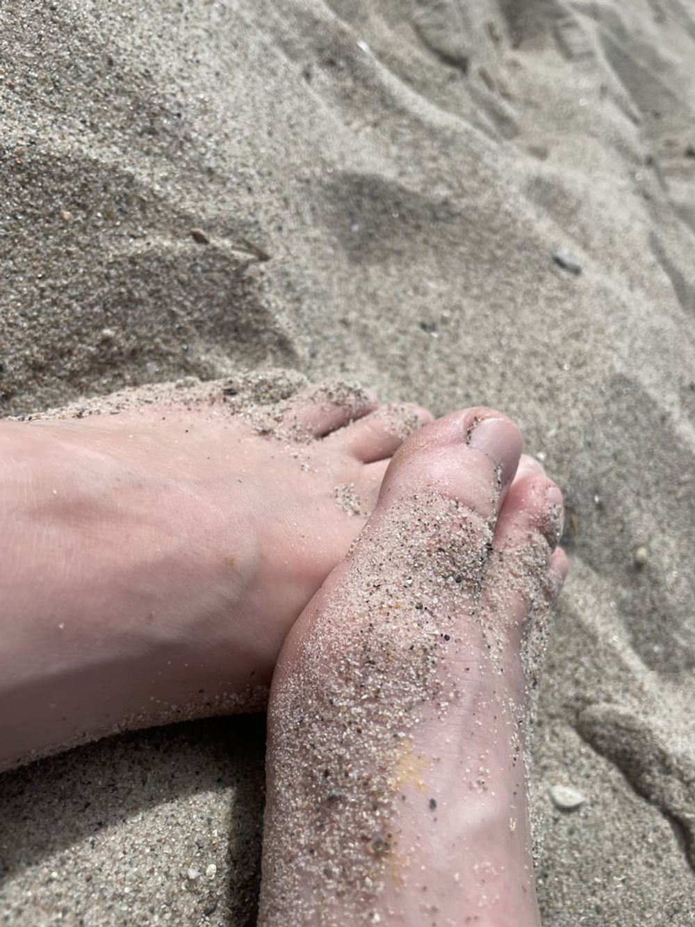 On the bech feets #3