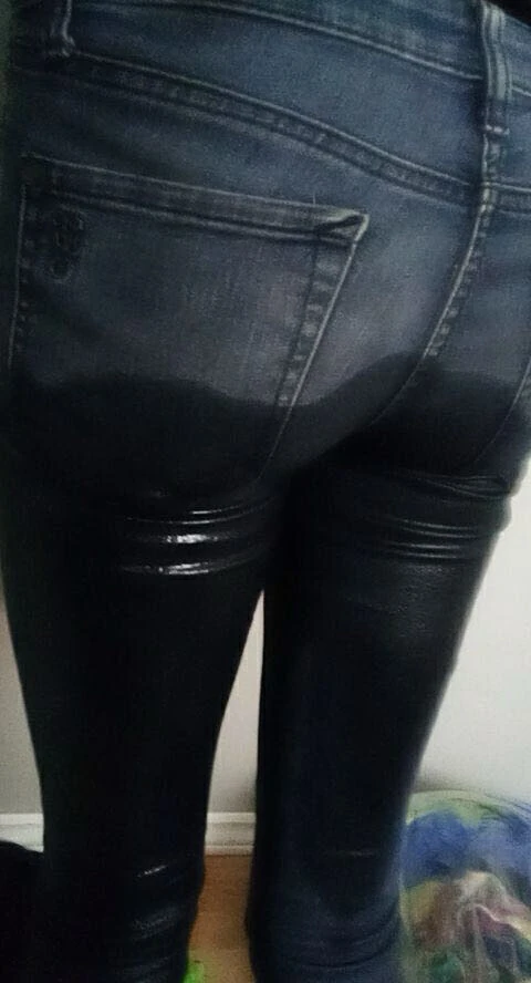 Jeans wetting 