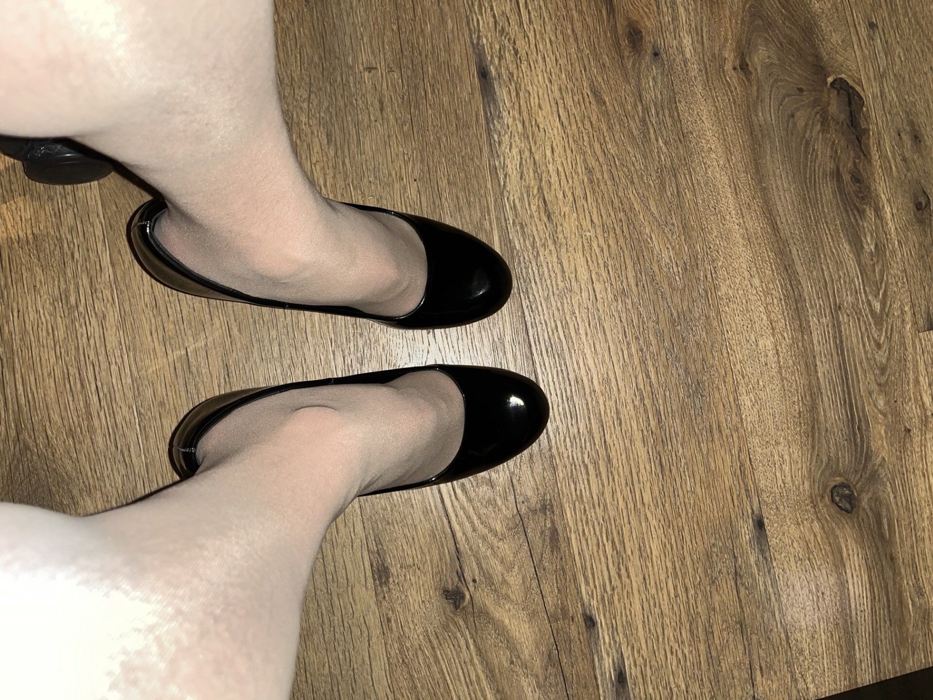 Pantyhose feet