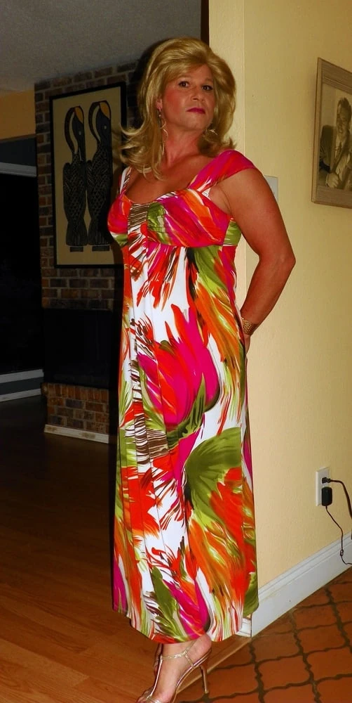 Lisa in dresses and heels #38