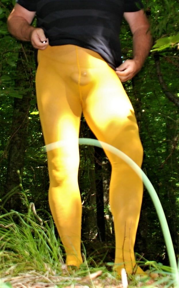 Outsoor Pantyhose Yellow #2