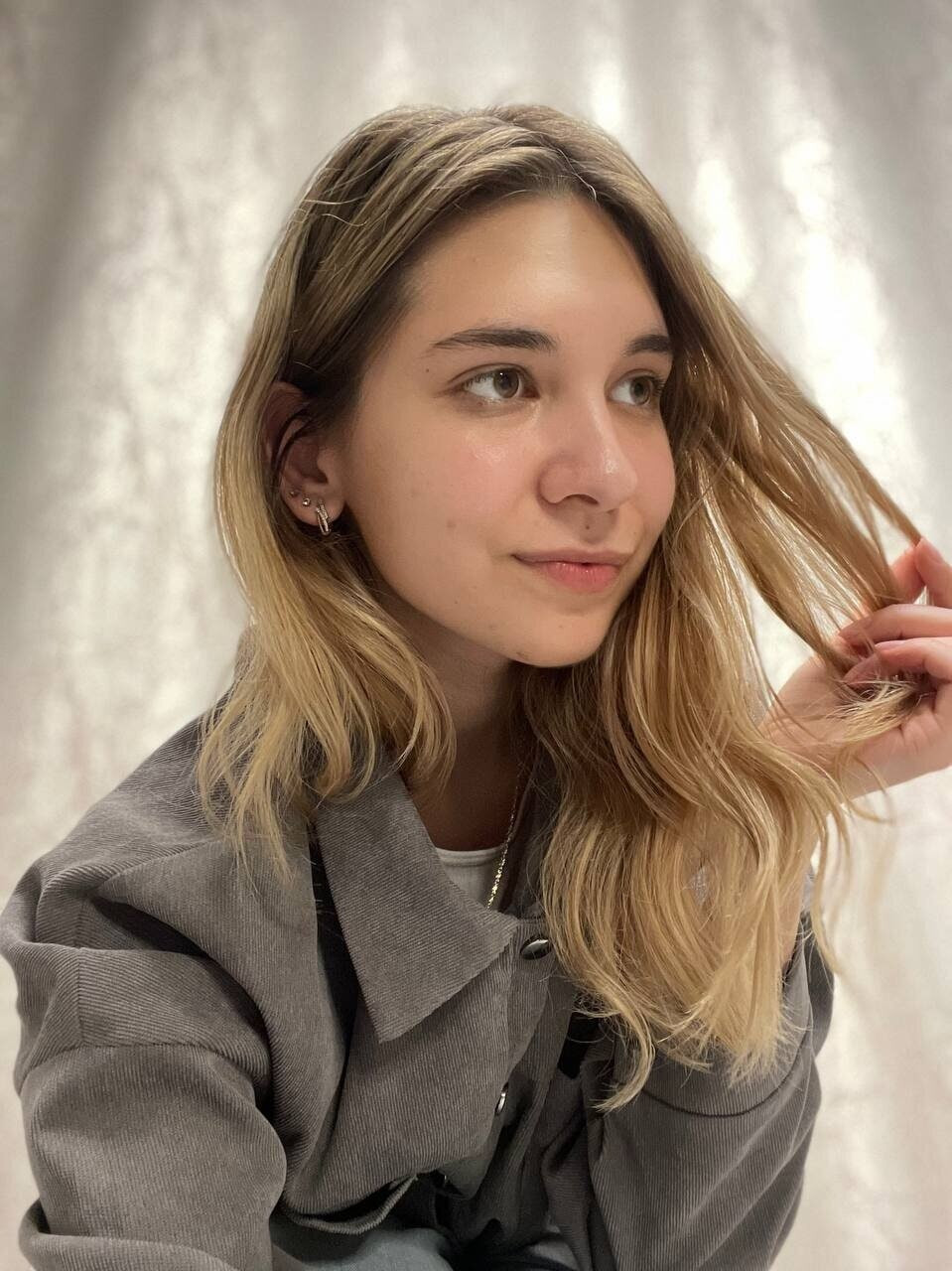 Cassandra Free Photos #11