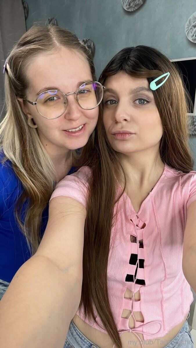 Anasteisha and Caroline Free Photos #31