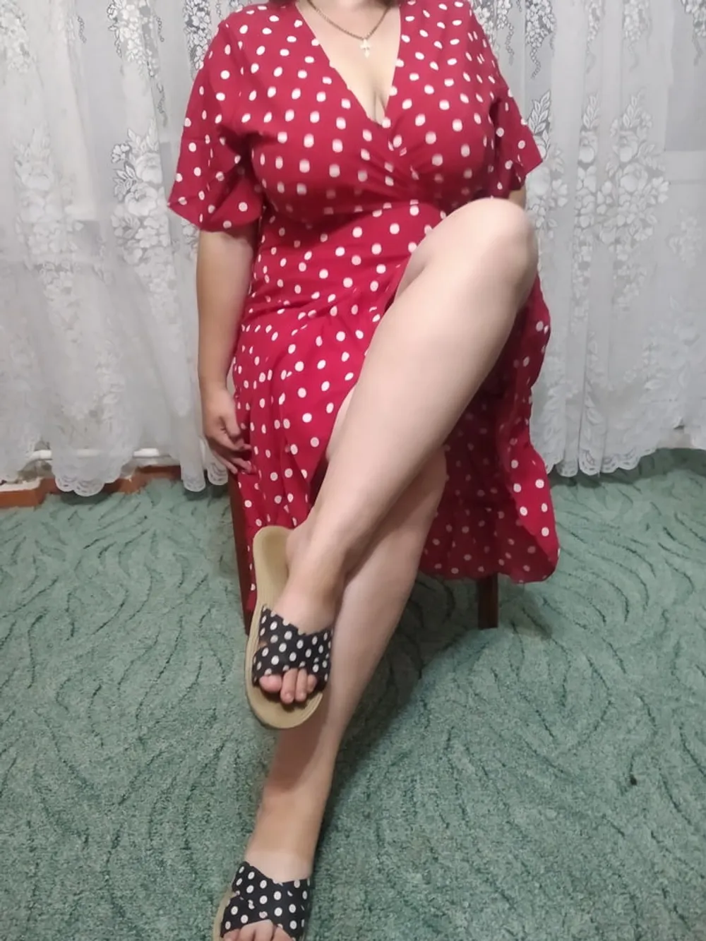 Milf in red dress )))