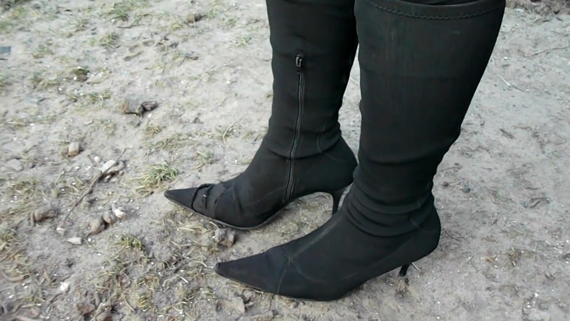 My girlfriend in her stinky boots