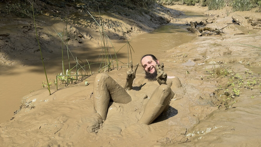 SHOT - MUD PIG IN HEAT #11