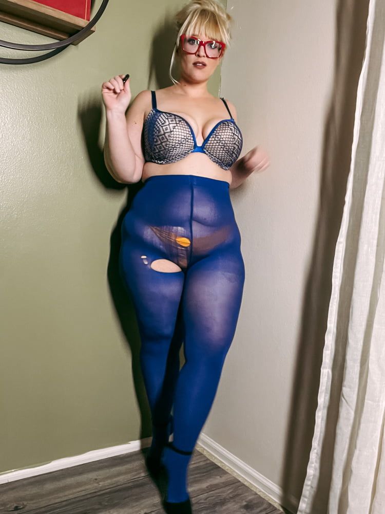 Blue Pantyhose Stinky Nylons Fat Ass BBW Milf Goddess #17