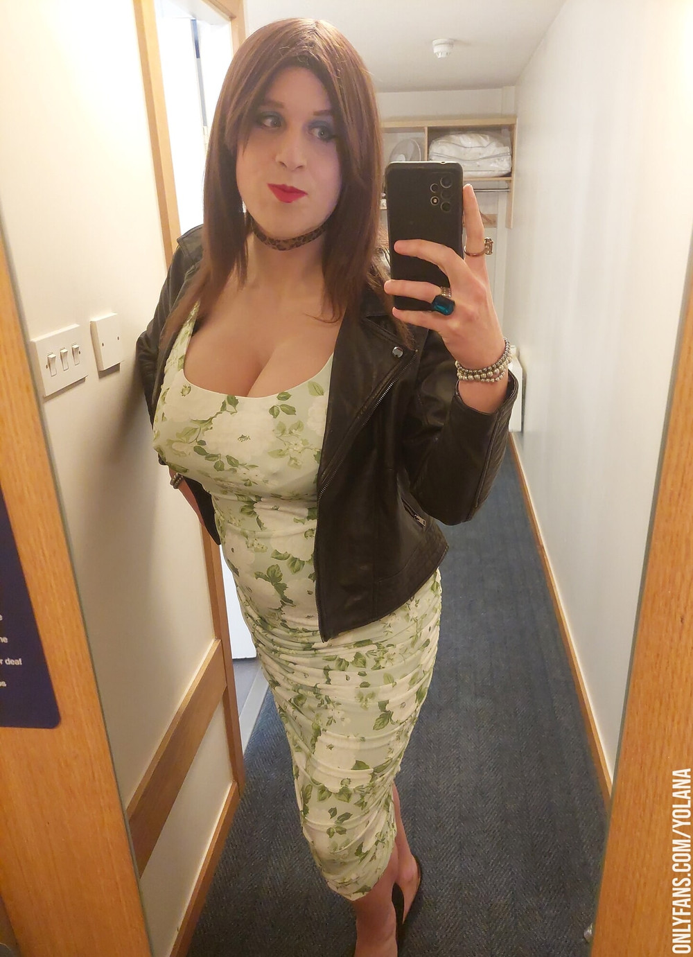 Mirror Selfies #4