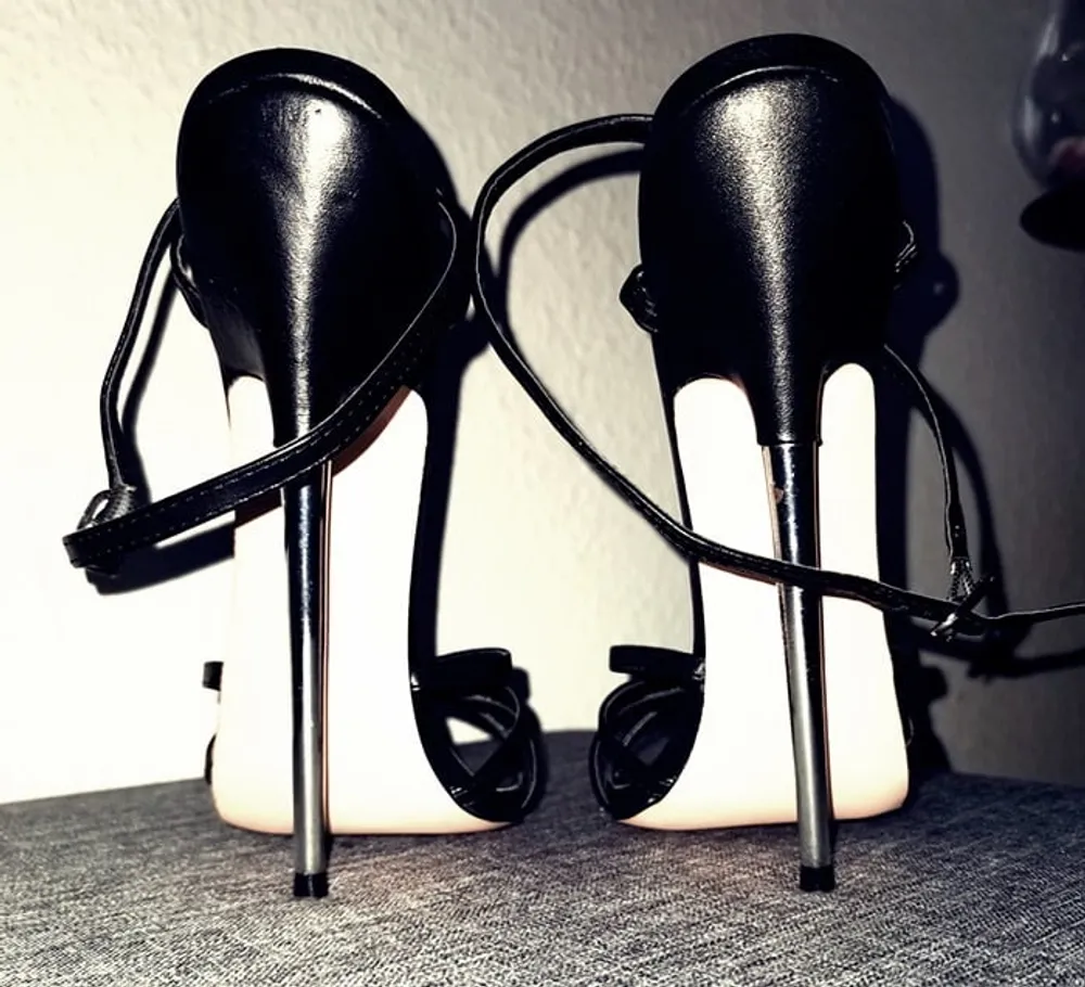 La Prima++Extreme Stiletto Heels++Metal Spike #13