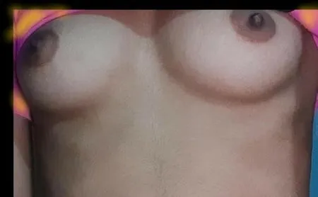 chapa     tits         