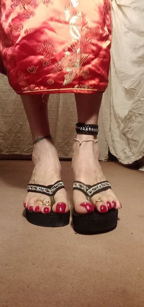 asian ts sexy feet in sandals, mules, high hells .  #20