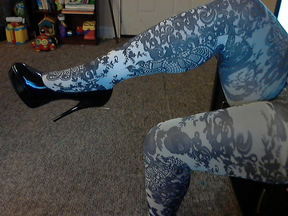 Feet and new Nylons #18