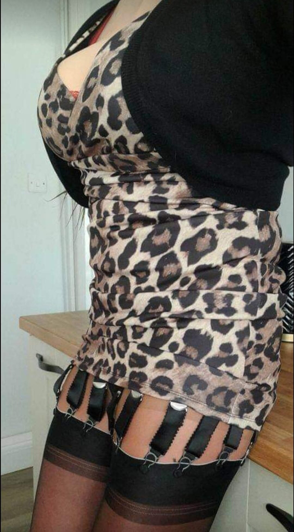 Leopard print and  nylons #2
