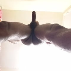 シャワーを浴びた後(Below Angle)