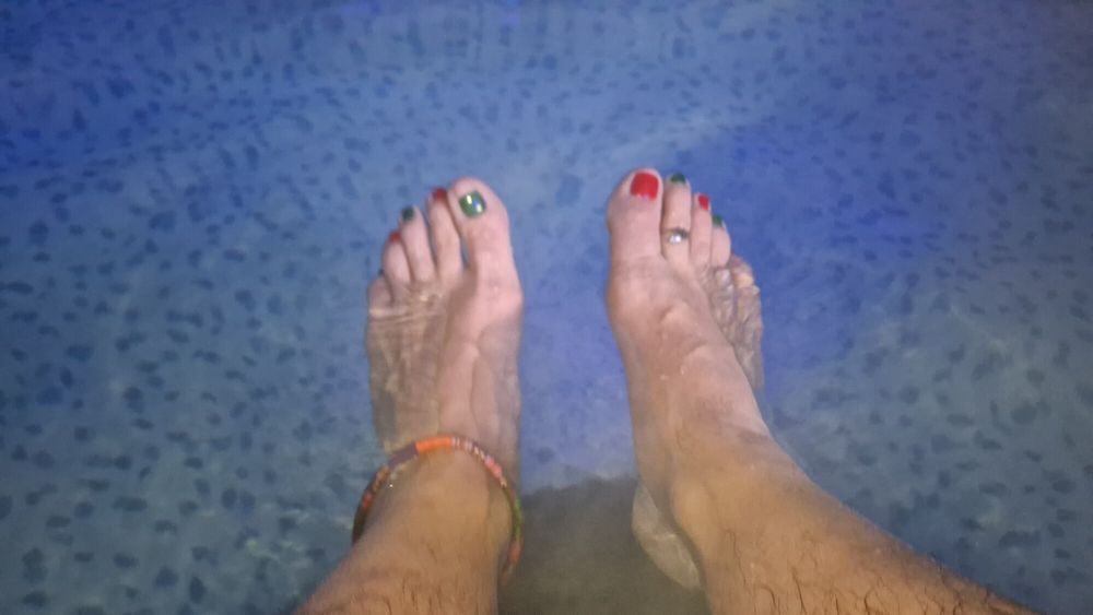 My hot wet steamy feet in the Hot tub #25