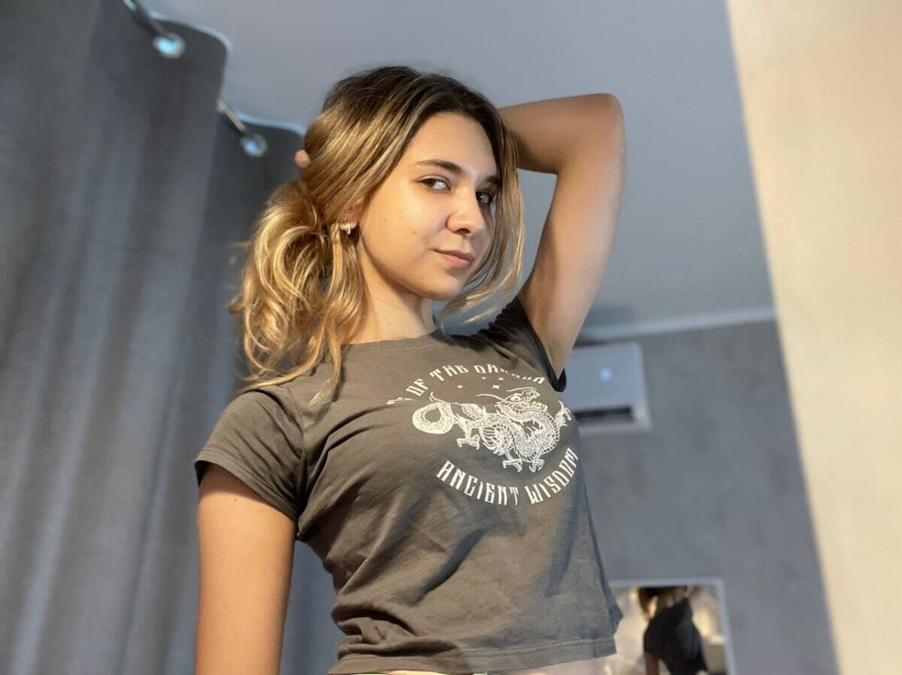 Cassandra Free Photos #54