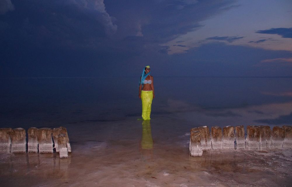 Elton&#039;s Night on salty pier #2