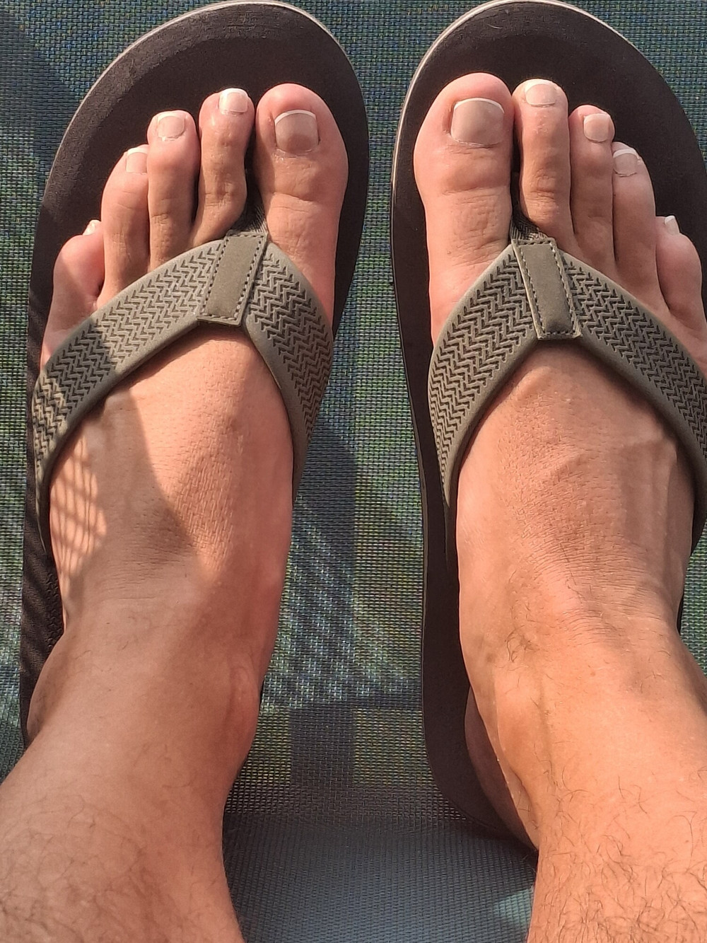 Flip flop feet and French pedicure #4