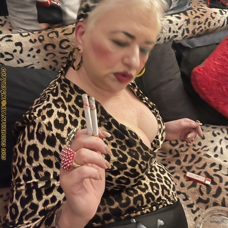 MOM NEEDS YOUNG COCK