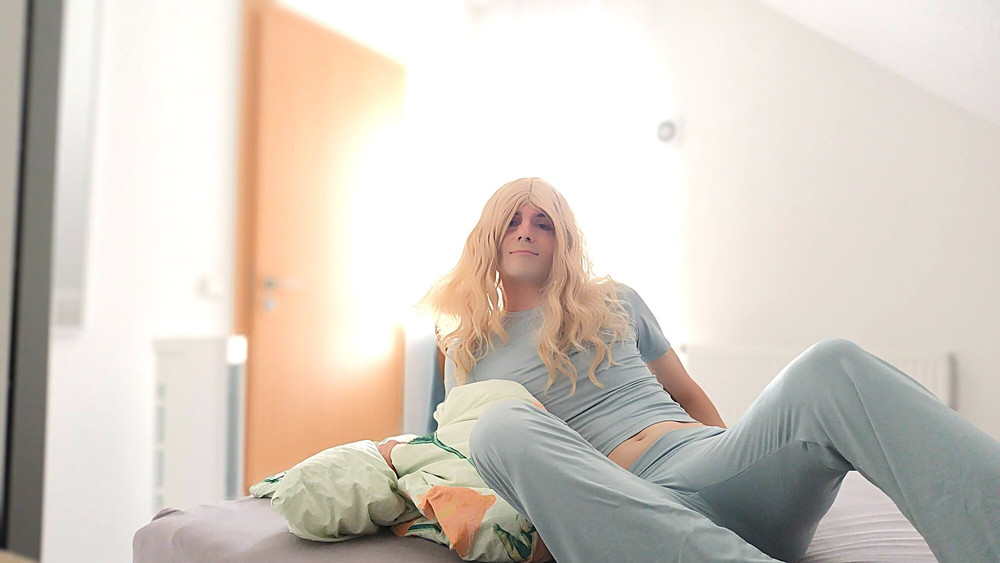 Melissa at home #5