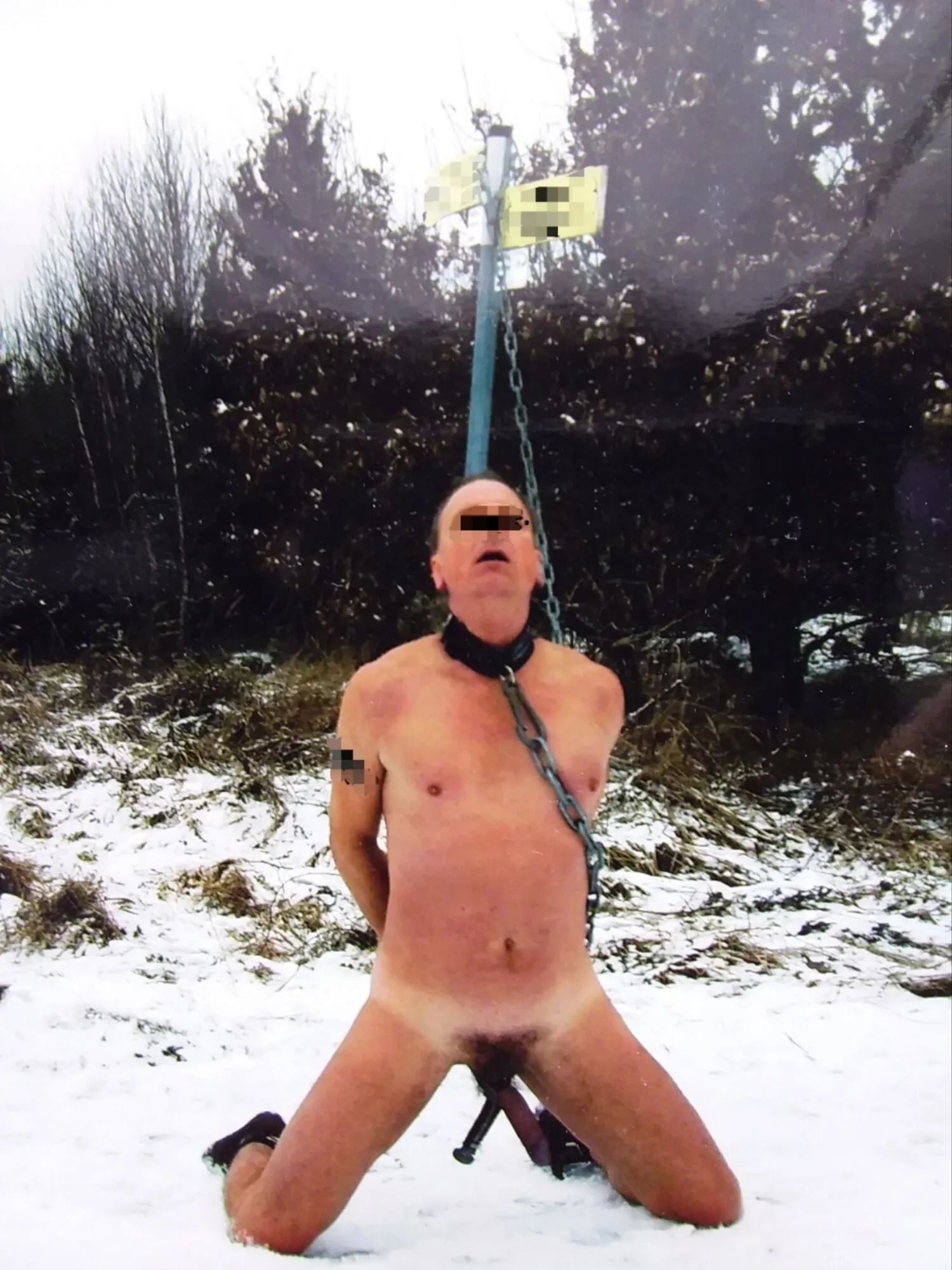 pervert kinky Man Outdoor in the Snow