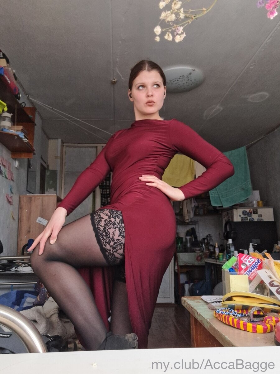 Molly Free Photos #10