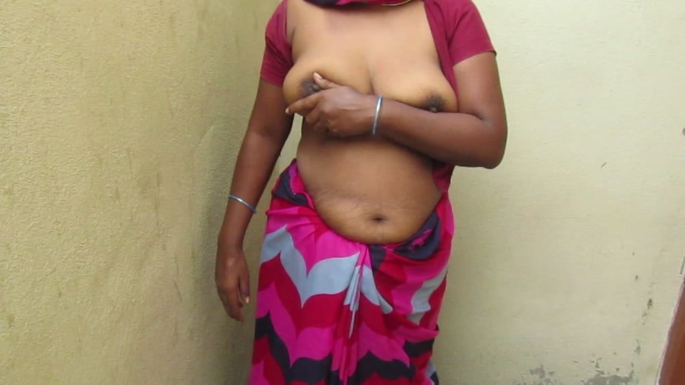 tamil horny aunty standing to showing her boobs #9