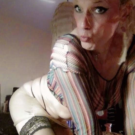 https://distintas.net/svenja 7