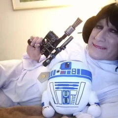 PRINCESS LEIA has a DICK! Sexy COSPLAY PHOTOS!