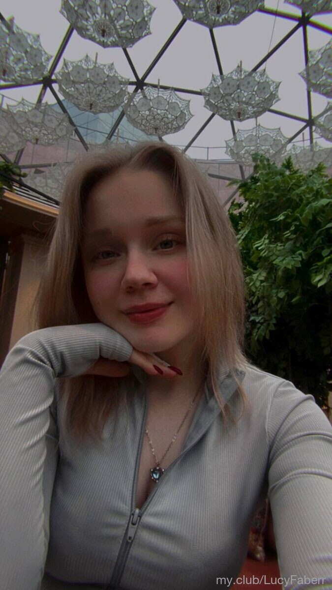 Lucy Free Photos #10
