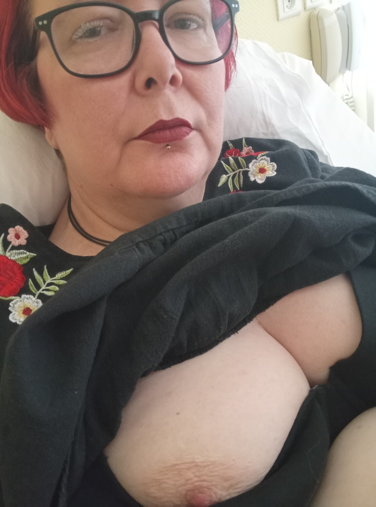 Mlle in black and red 