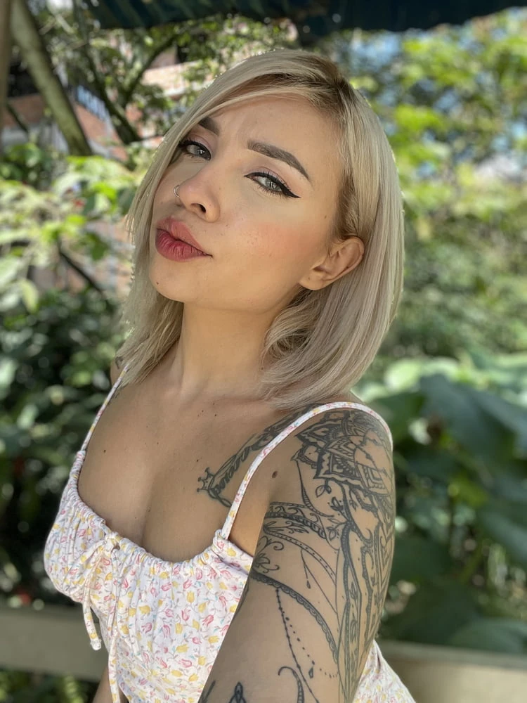 Which do you prefer tits or ass? #44