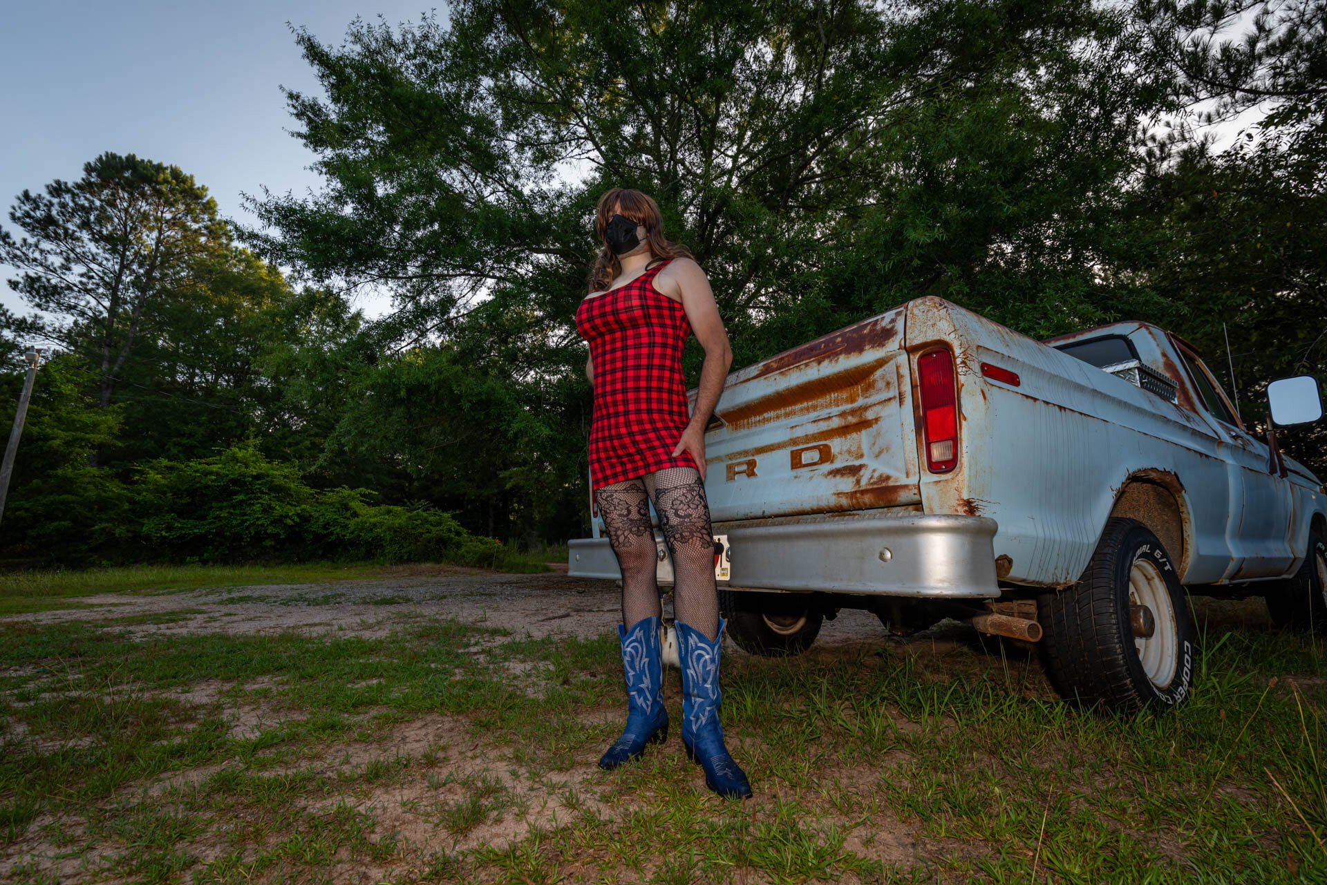 Jon Scarecrow Big Fake tits Crossdresser in Snug Plaid Dress